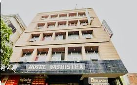 Hotel Vashistha